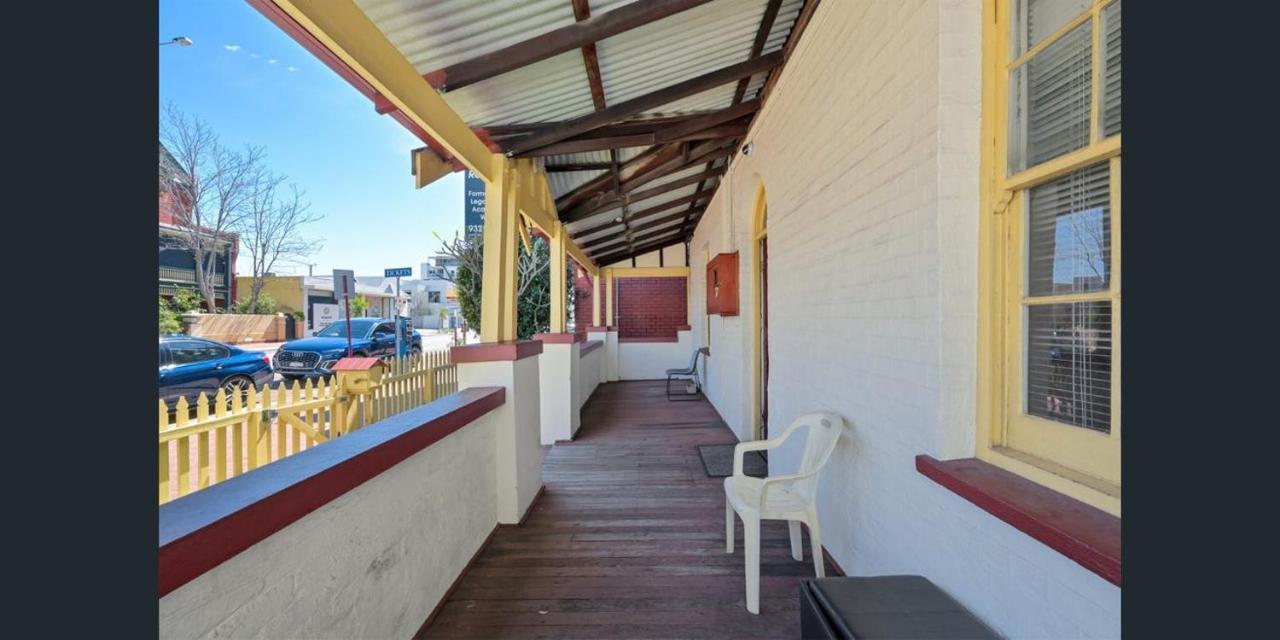 Emu Backpackers Perth - Note - Valid Passport Required For Check In 호스텔 외부 사진